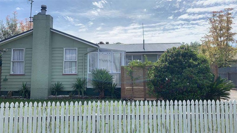 38 Guildford Street, Tamatea, Napier - Carousel 1