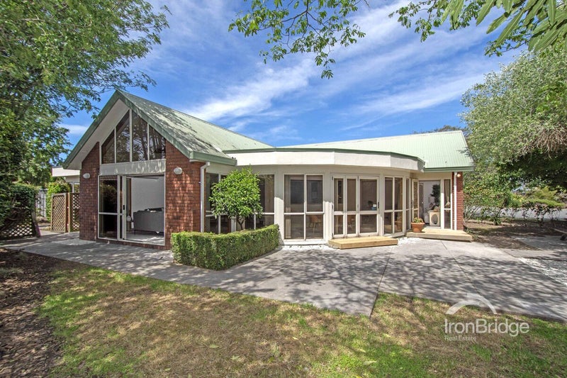 17 Quantock Place, Burwood, Christchurch - Carousel 1