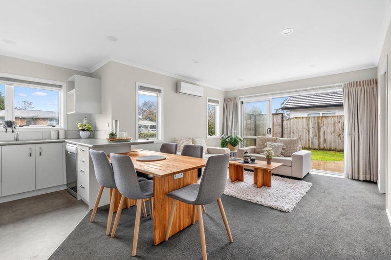 1/97 Bruce Avenue, Glenview, Hamilton - Carousel 2