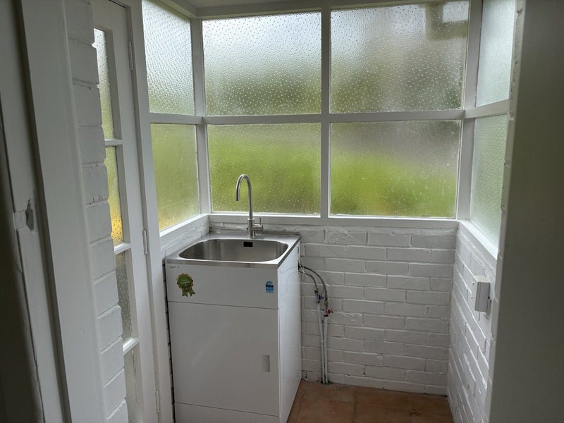 1/11 Arcadia Crescent, Bayview, Auckland - Carousel 8