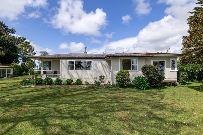 305 Karere Road, Tiakitahuna - Carousel 1