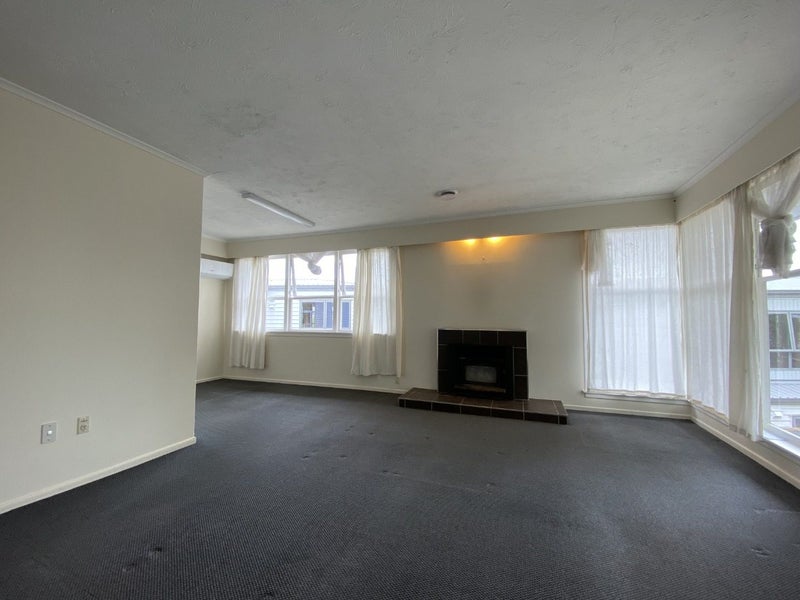 12 Trinidad Road, Sunnynook, Auckland - Carousel 2