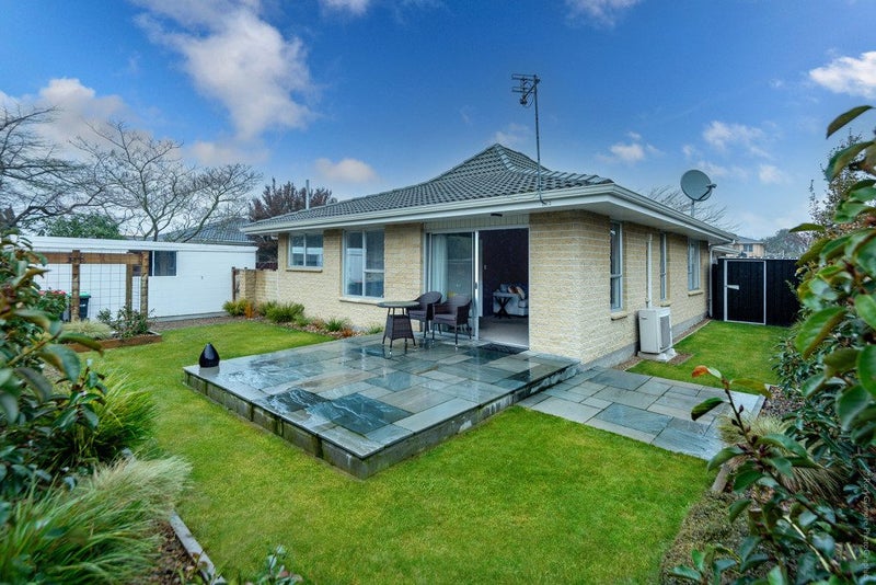 16B Broadfell Avenue, Avonhead, Christchurch - Carousel 1