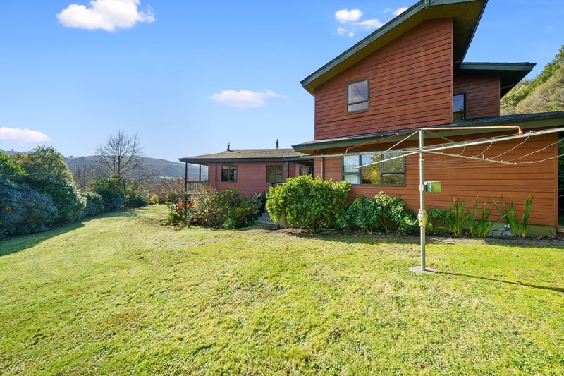 490E Main Road North, Timberlea, Upper Hutt - Carousel 1