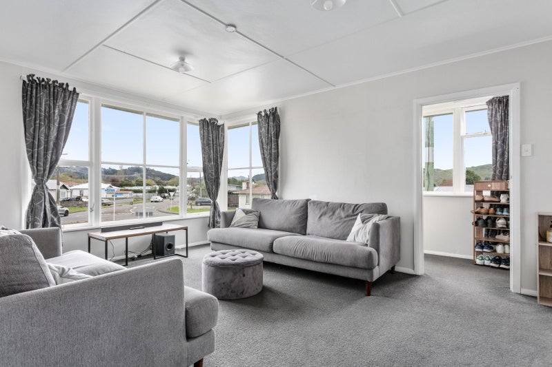 33 Endcliffe Road, Kaiti, Gisborne - Carousel 2