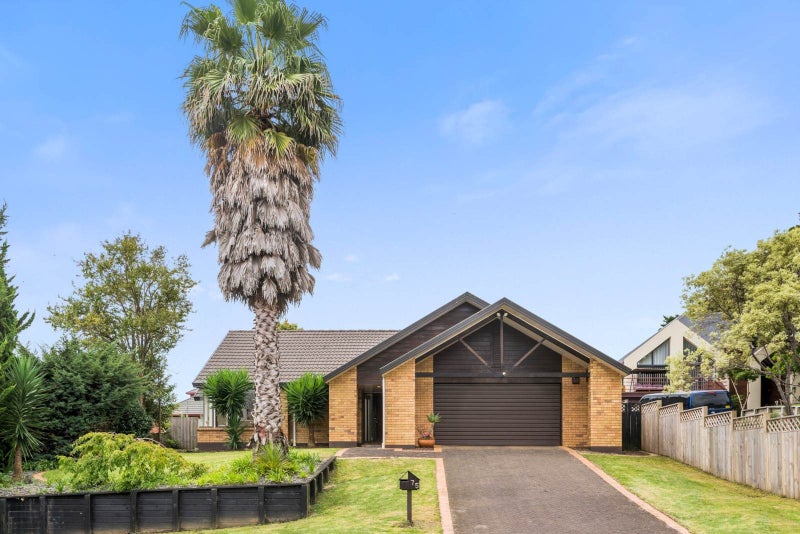 75 Kuripaka Crescent, The Gardens, Auckland - Carousel 1