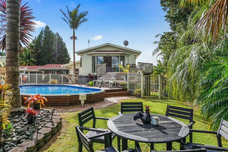 196 Fairway Drive, Kamo, Whangarei - Carousel 1