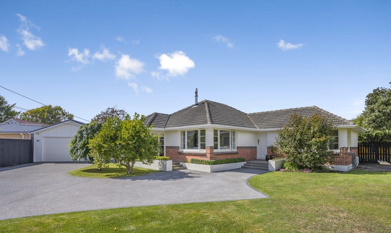 13 Gordon Street, Avalon, Lower Hutt - Carousel 1