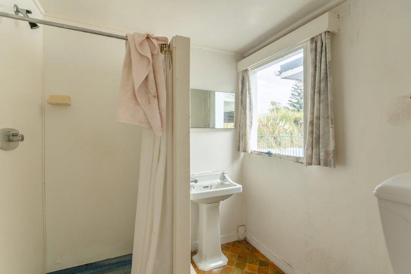 126 Rosetta Road, Raumati South, Paraparaumu - Carousel 20