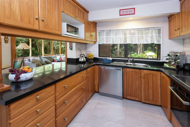 46B Litten Road, Cockle Bay, Auckland - Carousel 2