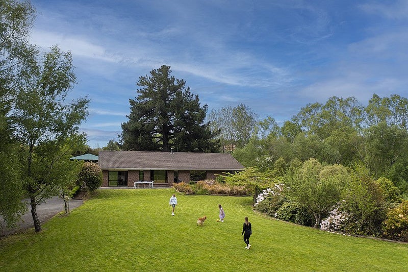 45 Flower Street, Fairfield, Dunedin - Carousel 1