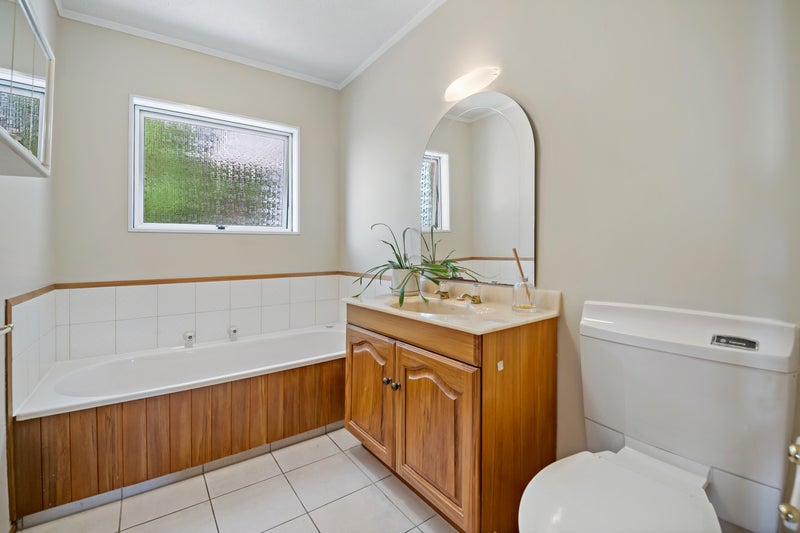 65 Haseler Crescent, Howick, Auckland - Carousel 25