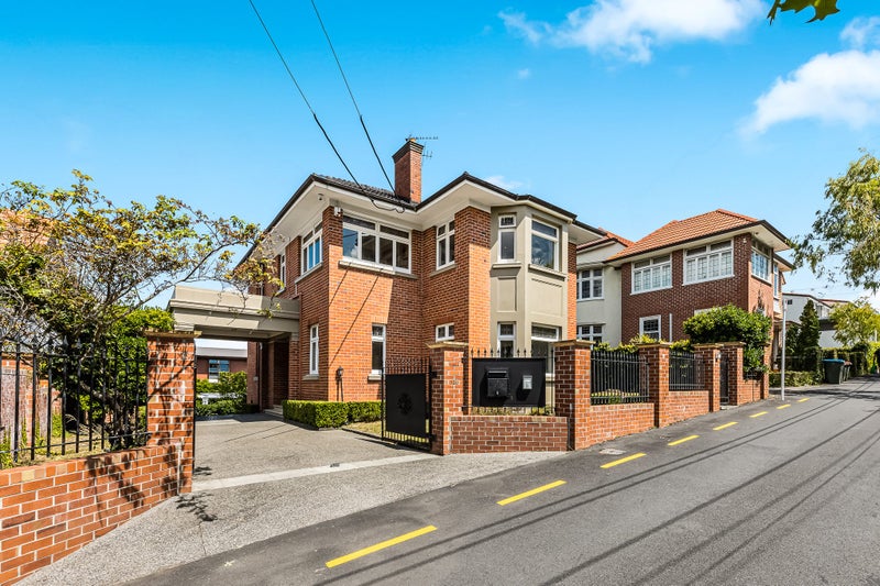 126 Grafton Road, Grafton, Auckland - Carousel 2