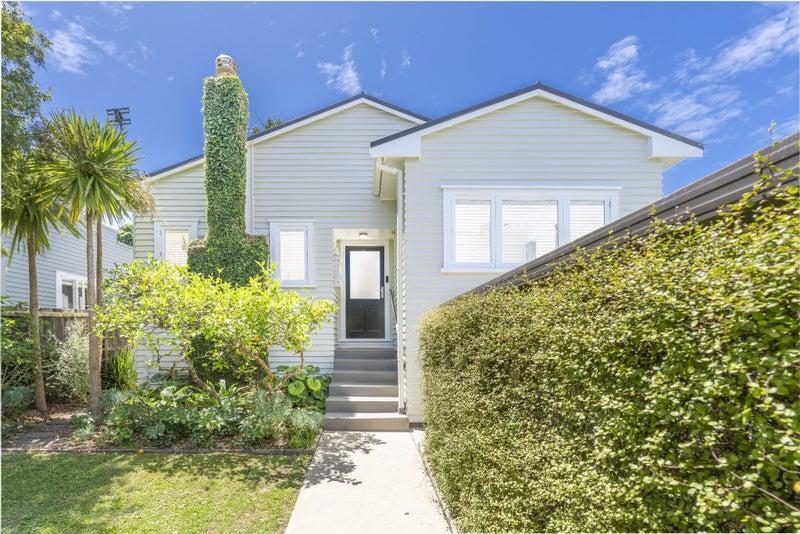 80 Ivanhoe Road, Grey Lynn, Auckland - Carousel 1