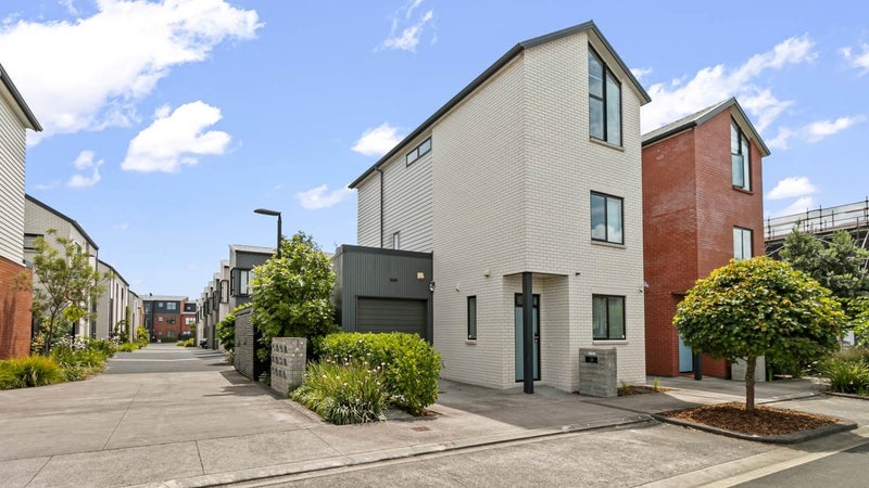 20 Peihana Road, Hobsonville, Auckland - Carousel 1