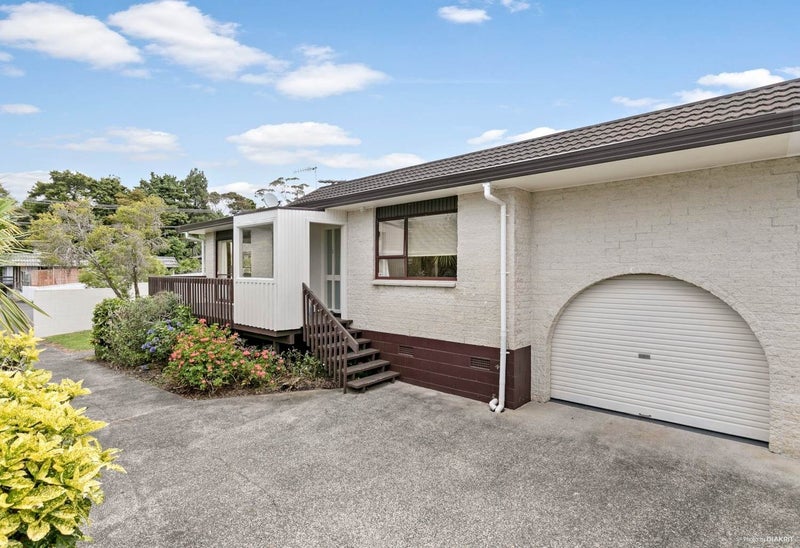 1/38A Moore Street, Hillcrest, Auckland - Carousel 2