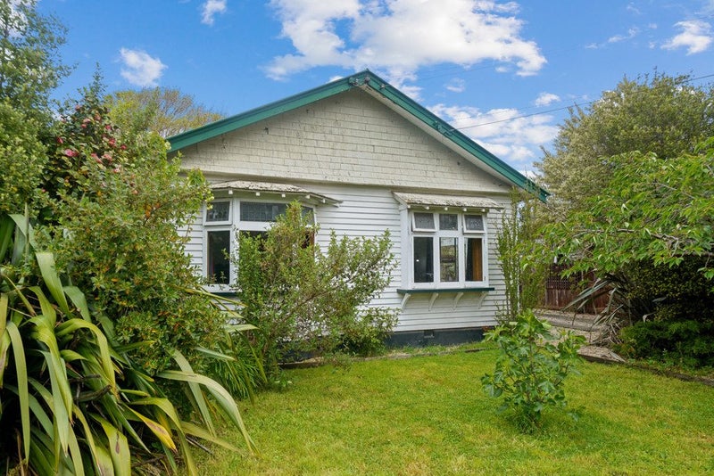 82 Martin Avenue, Beckenham, Christchurch - Carousel 1