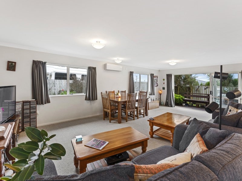 9 Kowhai Court, Foxton Beach, Foxton - Carousel 2