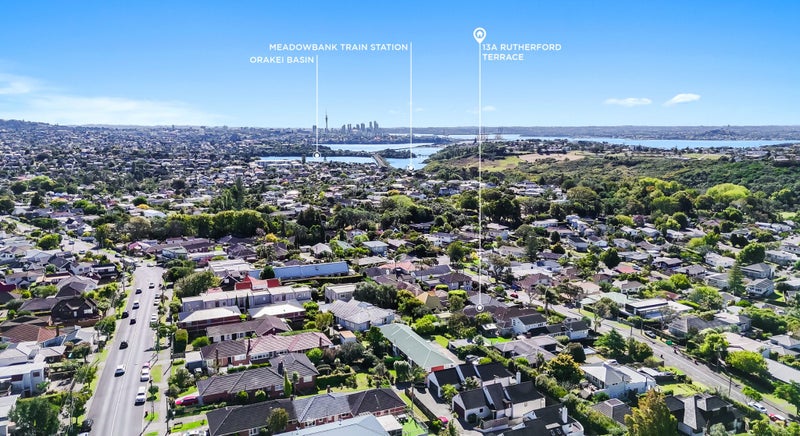 13A Rutherford Terrace, Meadowbank, Auckland - Carousel 19