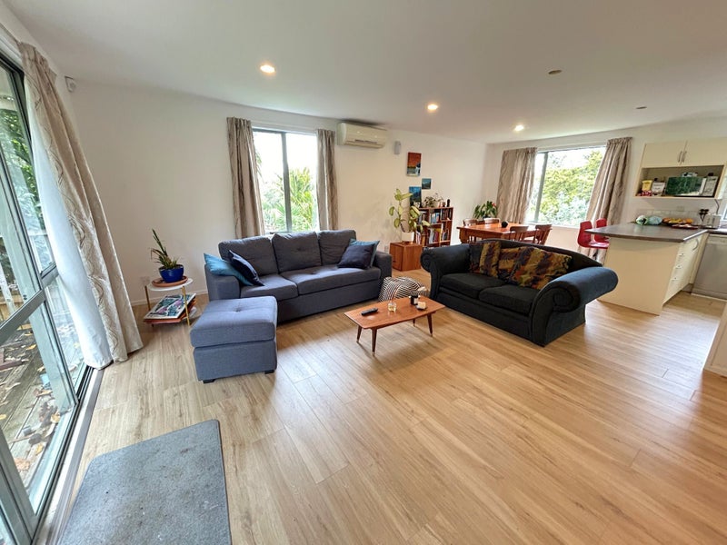 13B Miriam Corban Heights, Henderson, Auckland - Carousel 2