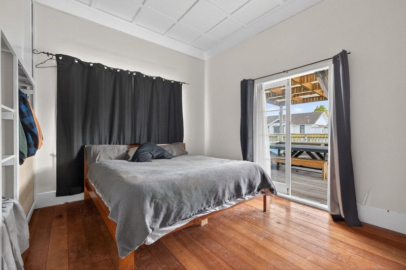 1A Wellington Street, Feilding, Feilding - Carousel 2