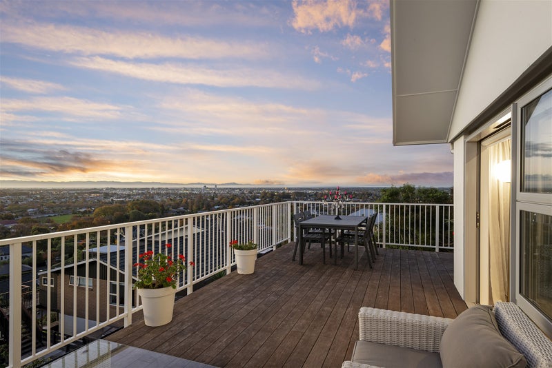 2 Ranelagh Terrace, Huntsbury, Christchurch - Carousel 23