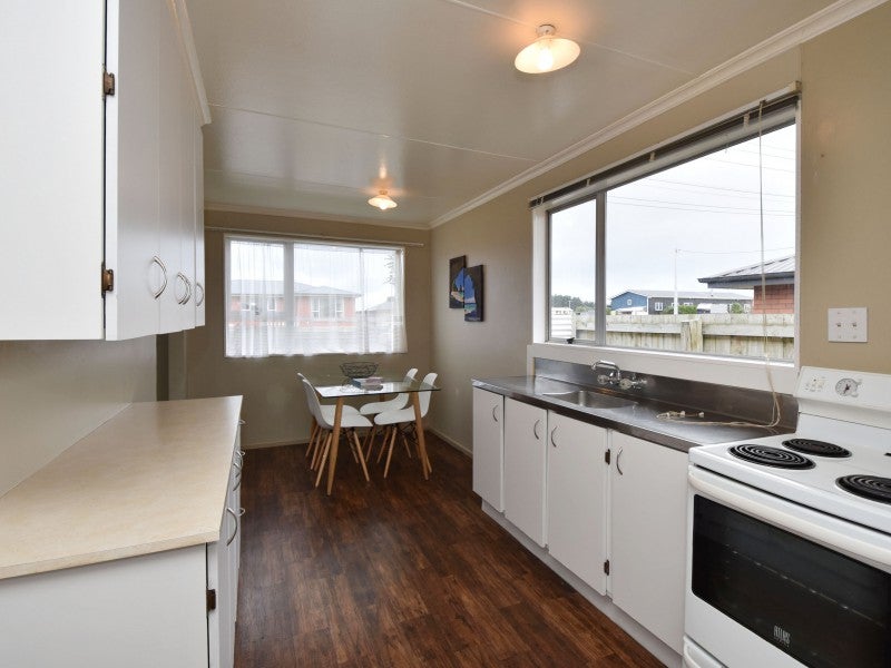 124 Avon Road, Clifton, Invercargill - Carousel 2