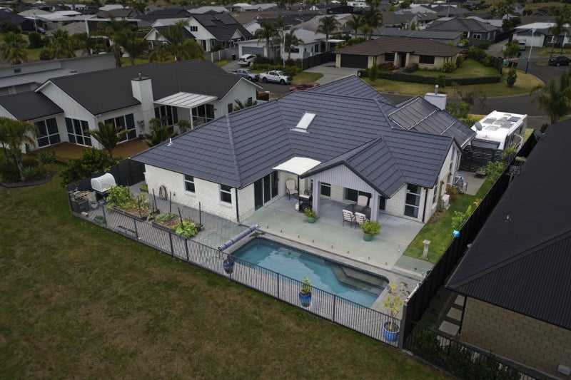 48 Cassinia Close, Papamoa Beach, Papamoa - Carousel 1