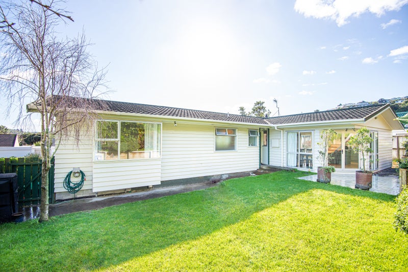 29 Tweed Road, Papakowhai, Porirua - Carousel 21
