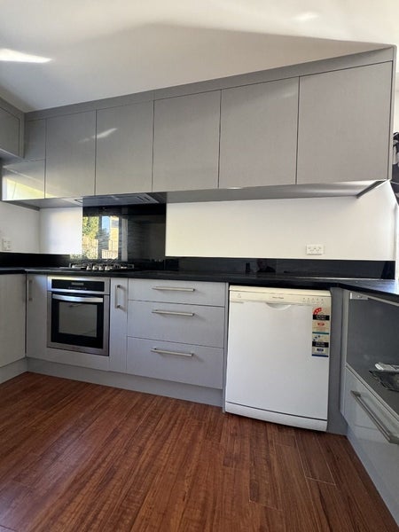 59H Astley Avenue, New Lynn, Auckland - Carousel 2