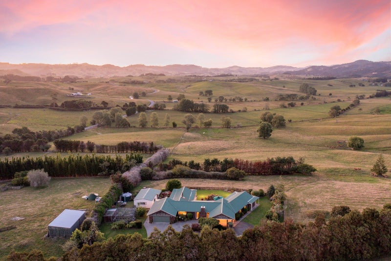 172 Old Kaipara Road, Kaipara Flats, Warkworth - Carousel 1