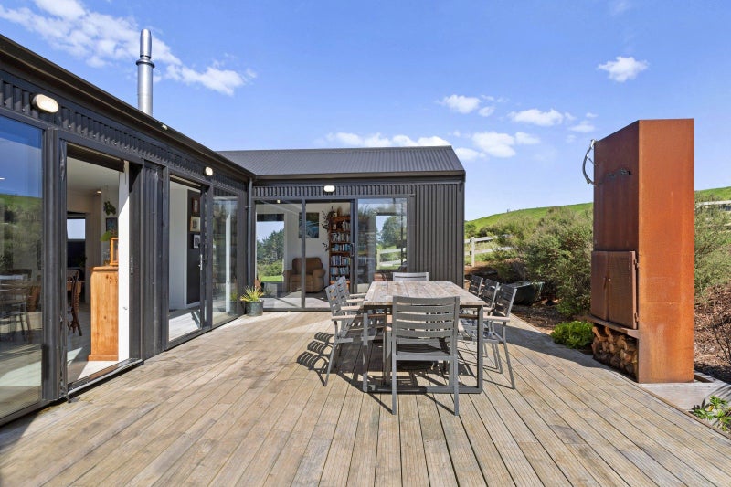 104 Te Papatapu Road, Raglan - Carousel 2