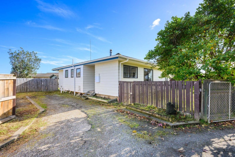 67 Geraldine Crescent, Cloverlea, Palmerston North - Carousel 18