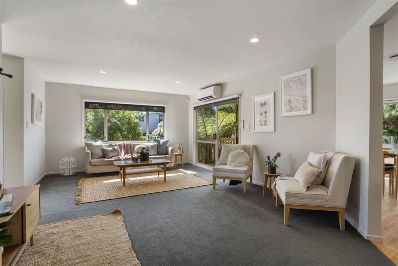 67A Beach Haven Road, Beach Haven, Auckland - Carousel 2