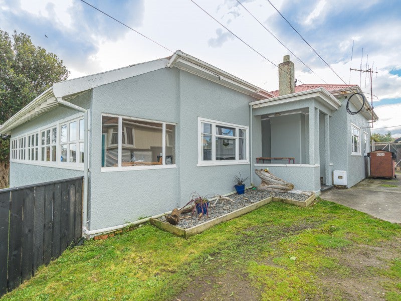 25 Durie Street, Durie Hill, Whanganui - Carousel 1