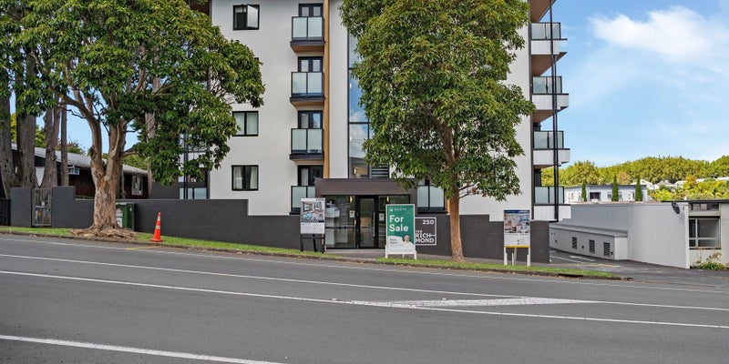 4K/250 Richmond Road, Grey Lynn, Auckland - Carousel 2