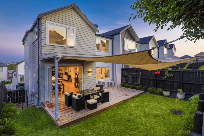 9 Sunview Street, Silverdale, Silverdale - Carousel 2