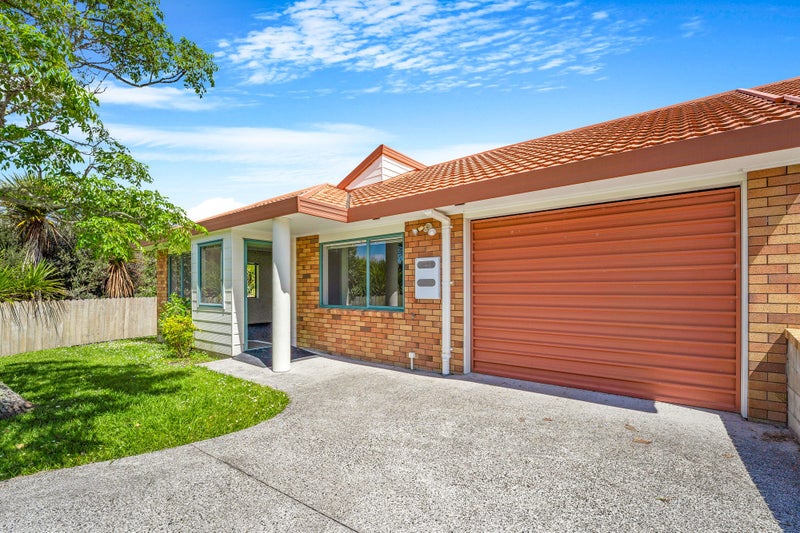 2/52 Donald Street, Stanmore Bay, Whangaparaoa - Carousel 1