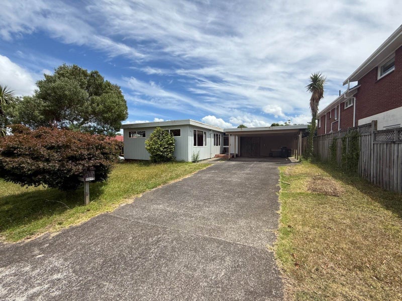 15 Pooley Street, Pakuranga Heights, Auckland - Carousel 2