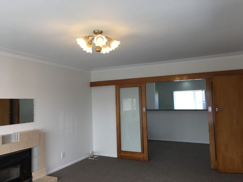 38 Budgen Street, Mount Roskill, Auckland - Carousel 2