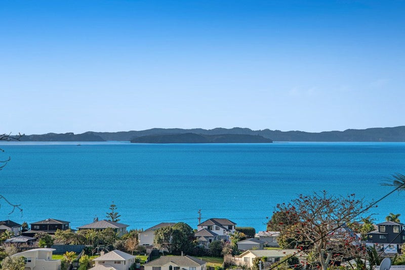 3 Brightside Road, Stanmore Bay, Whangaparaoa - Carousel 1