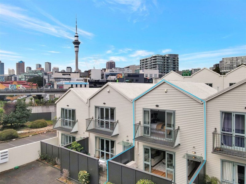 4F Wilkins Street, Freemans Bay, Auckland - Carousel 2
