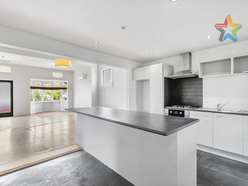 24 Normanby Street, Newtown, Wellington - Carousel 2