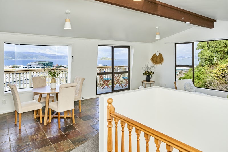 8 Korokoro Road, Korokoro, Lower Hutt - Carousel 2