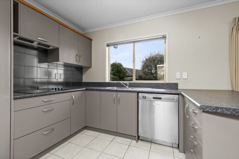 452 Hukanui Road, Rototuna, Hamilton - Carousel 2