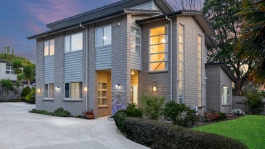 41D Redoubt Road, Goodwood Heights, Auckland - Carousel 1