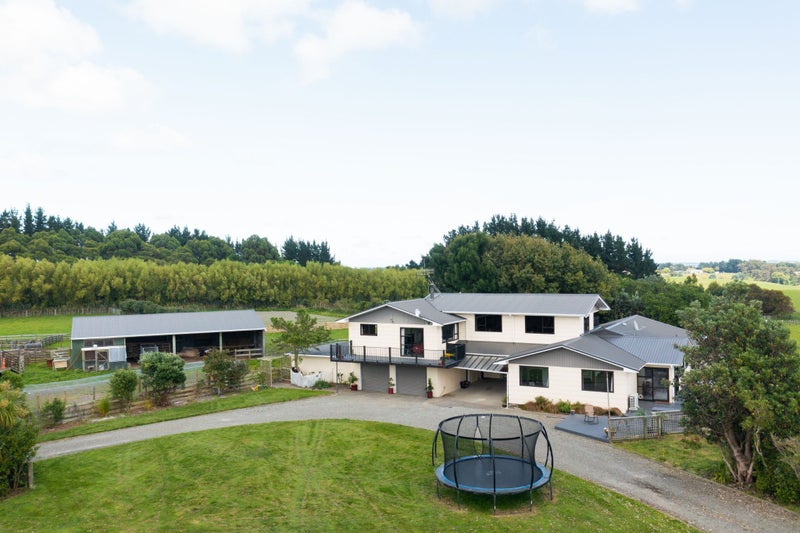 121 Mount Stewart Halcombe Road, Sanson, Palmerston North - Carousel 1