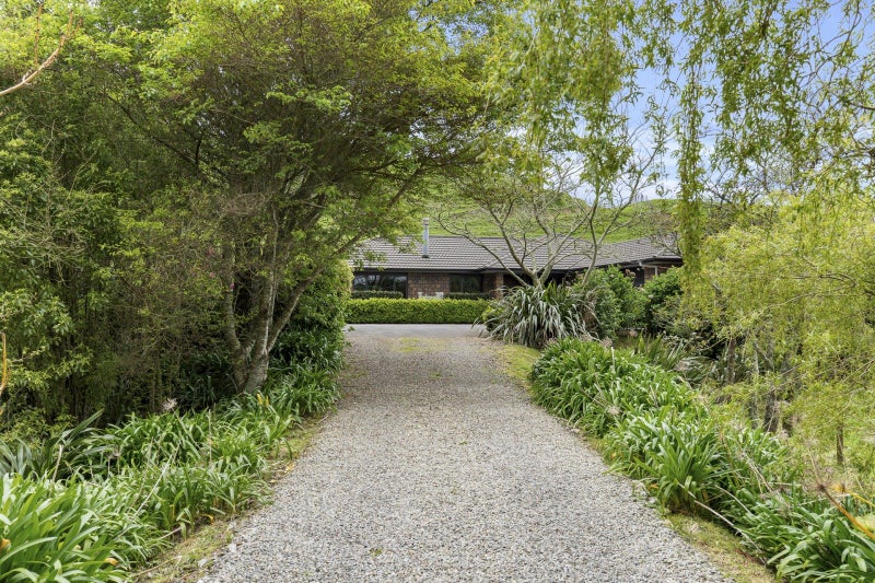 863 Tarata Road, Kaimata, Inglewood - Carousel 2