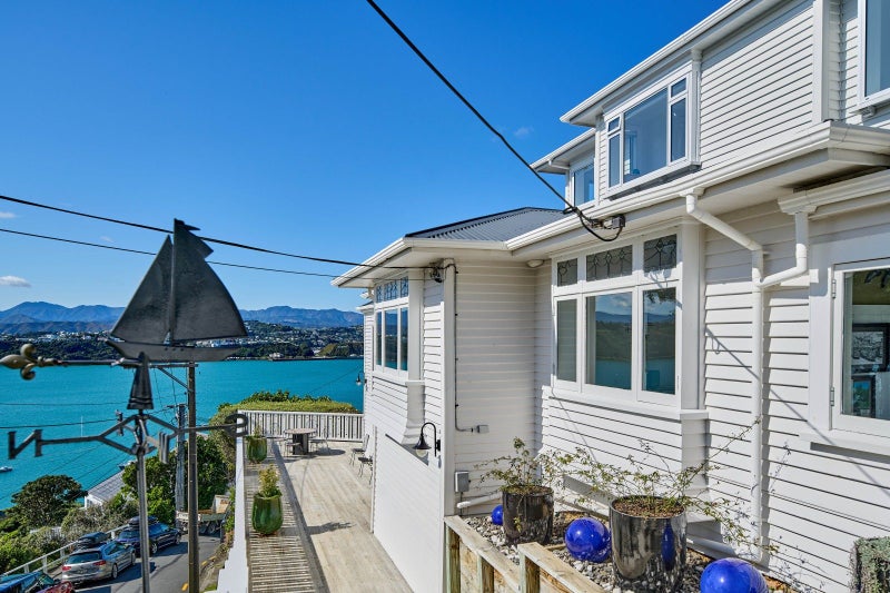 16 Belvedere Road, Hataitai, Wellington - Carousel 27