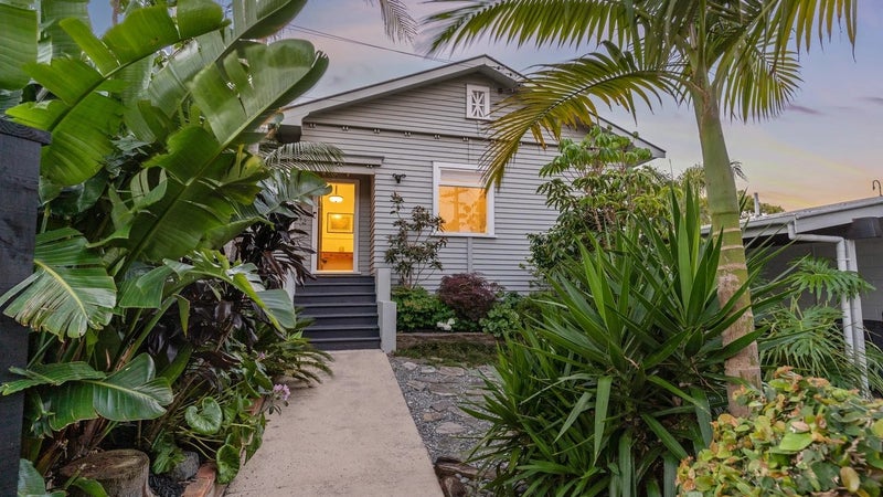 69 Peary Road, Mount Eden, Auckland - Carousel 1